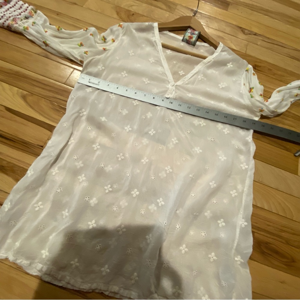 Johnny Was Eyelet Blouse - Picture 5 of 8